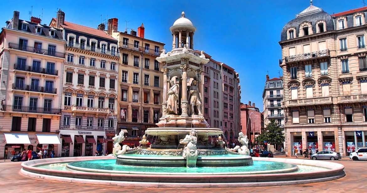 Hallmark - Location T2 - Lyon 2 Kültér fotó